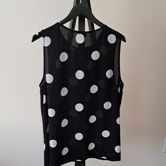 Black and White Polka Dot Sleeveless Top - Picture 9 of 12